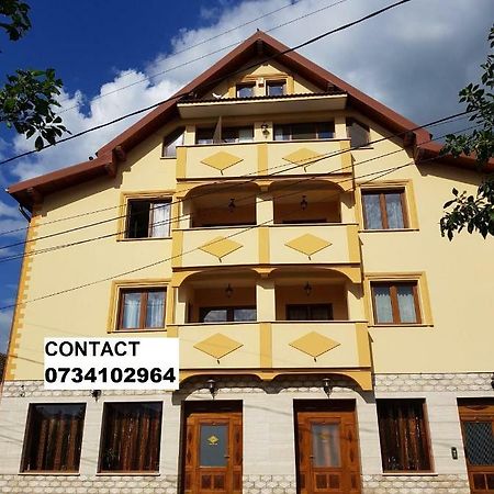Liberty Rooms Fagaras Exterior photo