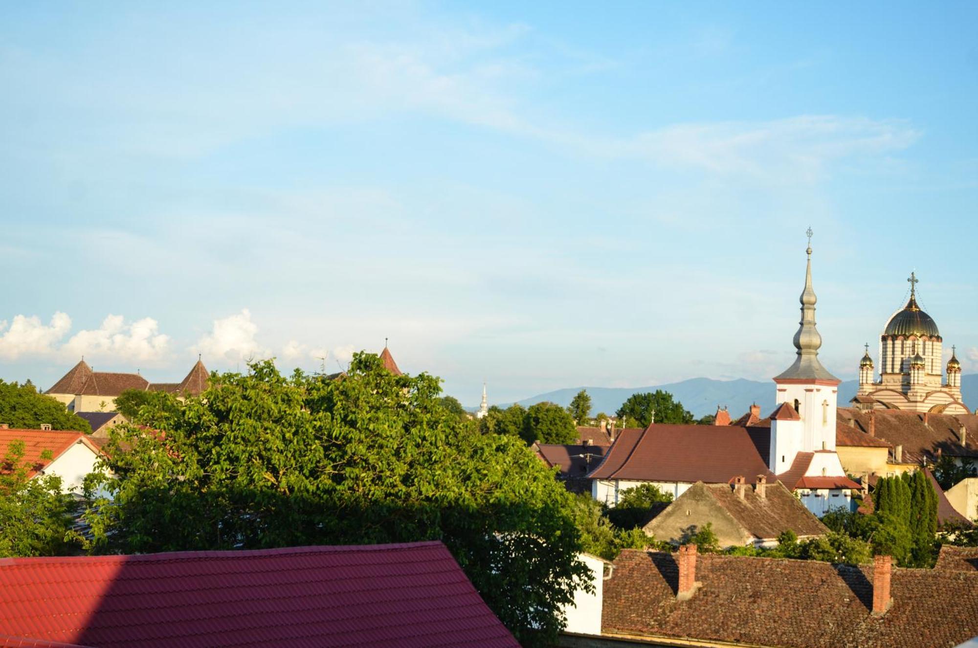 Liberty Rooms Fagaras Exterior photo