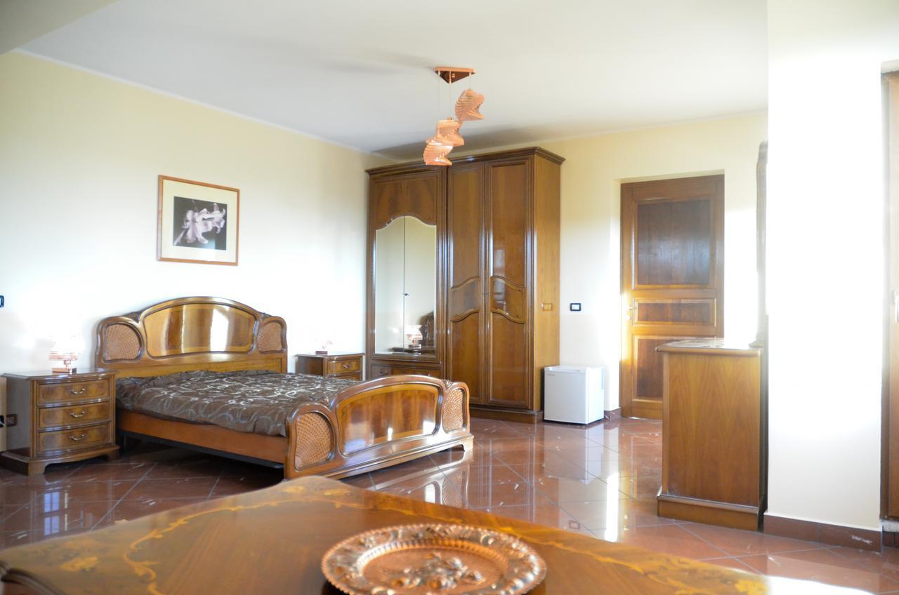 Liberty Rooms Fagaras Exterior photo