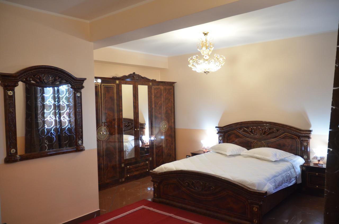 Liberty Rooms Fagaras Exterior photo
