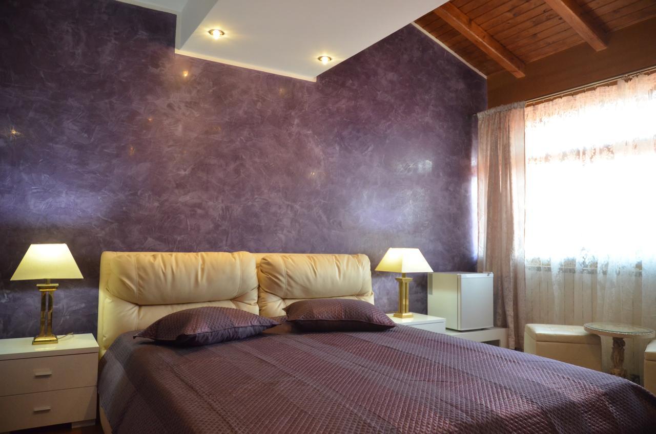 Liberty Rooms Fagaras Exterior photo